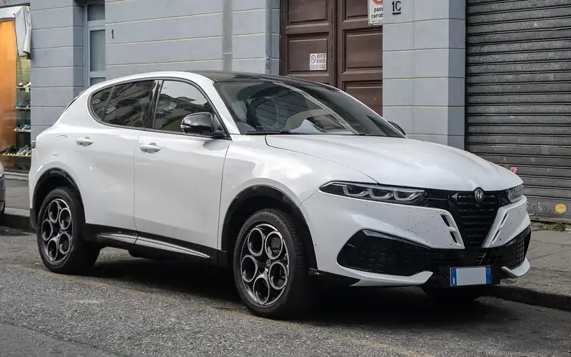 Alfa Romeo Tonale en renting: foto del modelo
