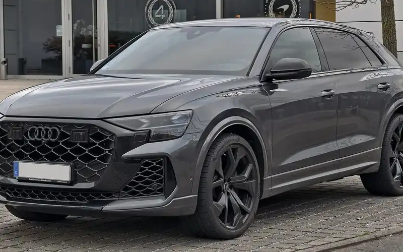 Audi RS Q8 en renting: foto del modelo