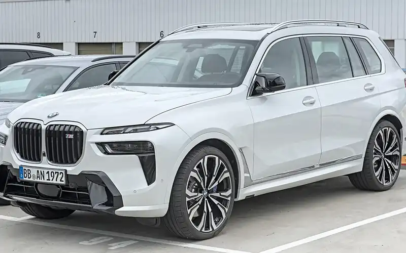 BMW X7 G07 en renting: foto del modelo