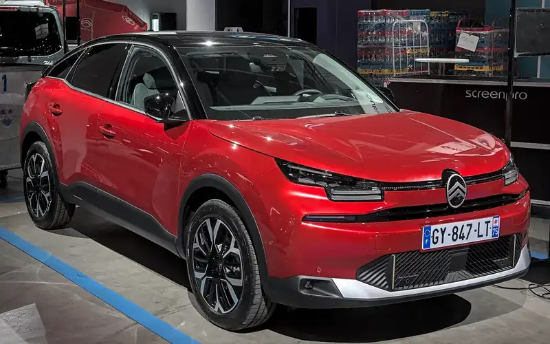 Citroën ë-C4 en renting: foto del modelo