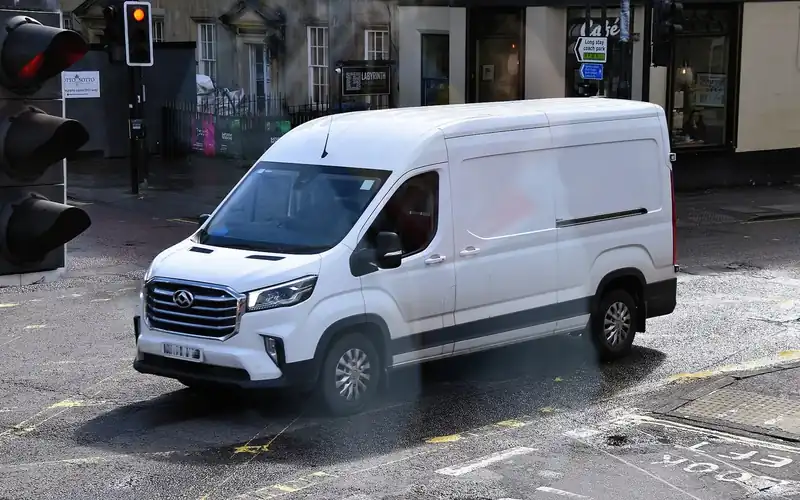 Maxus Deliver 9 en renting: foto del modelo