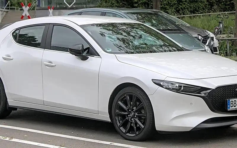 Mazda3 en renting: foto del modelo