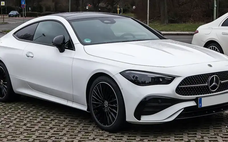 Mercedes-Benz CLE Coupé en renting: foto del modelo