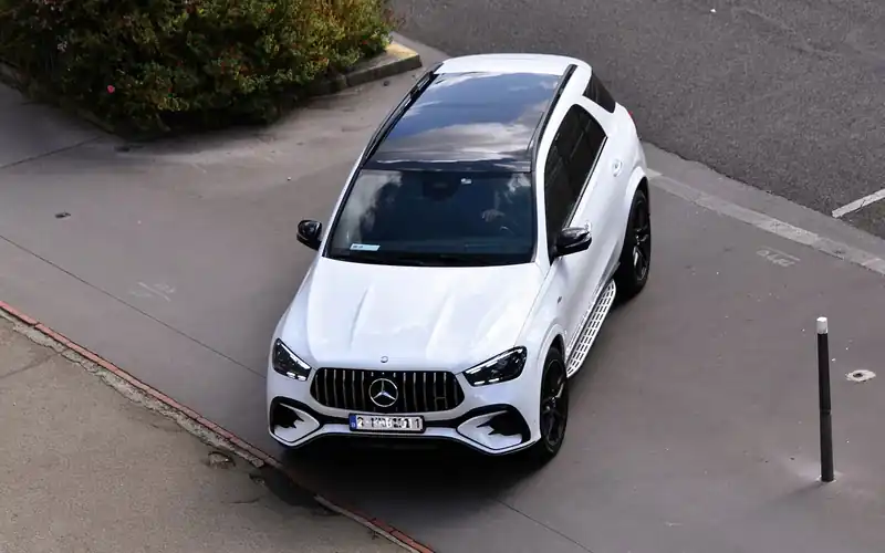 Mercedes-Benz GLE V167 en renting: foto del modelo