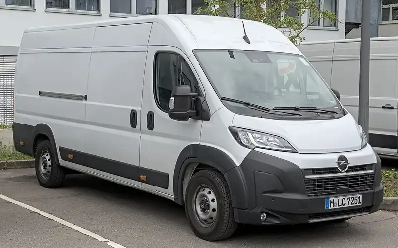 Opel Movano en renting: foto del modelo