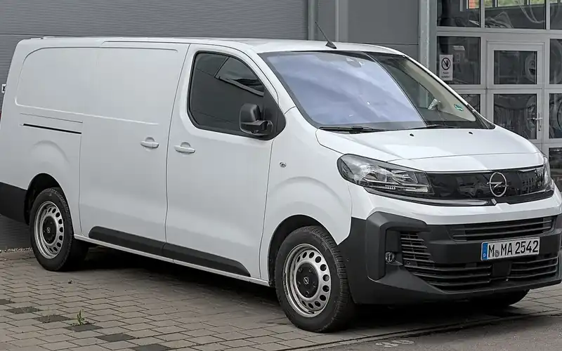 Opel Vivaro en renting: foto del modelo