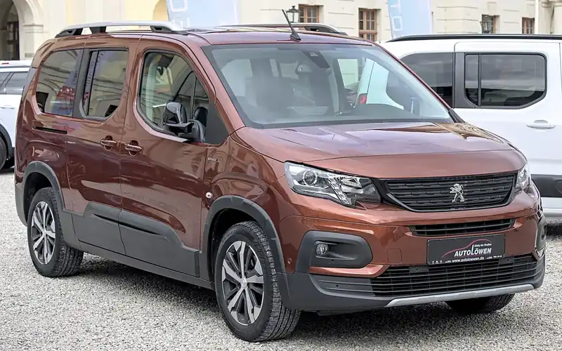Peugeot Rifter en renting: foto del modelo