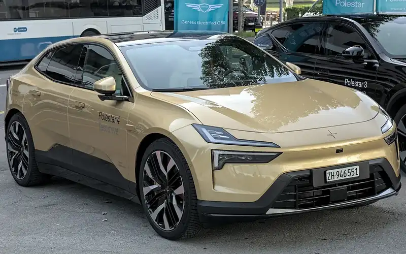 Polestar 4 en renting: foto del modelo