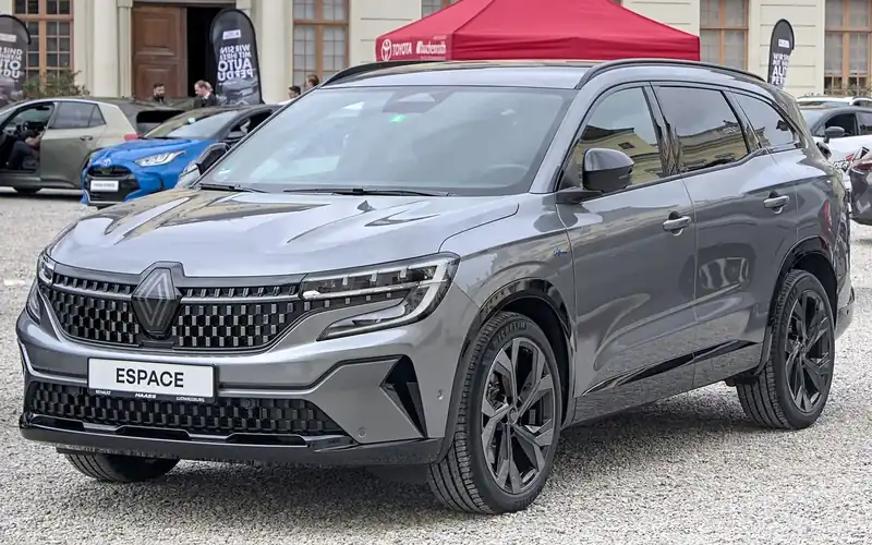 Renault Espace en renting: foto del modelo