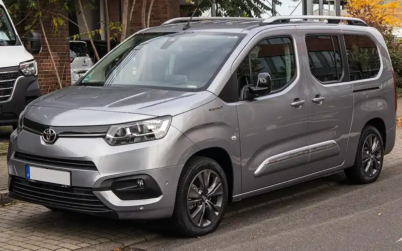 Toyota Proace City Verso en renting: foto del modelo
